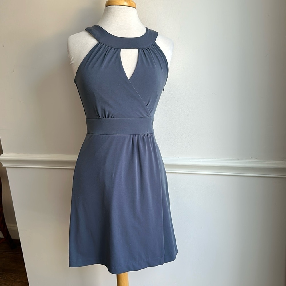 Banana Republic Steel Gray Empire Faux Wrap Key Hole Fit & Flare  Size 4 EUC